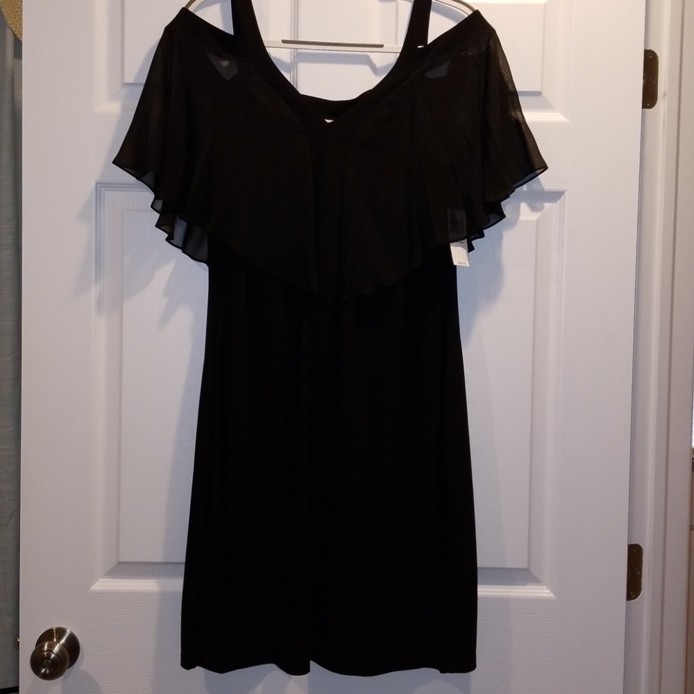 Feminine and Flirty Black Dress